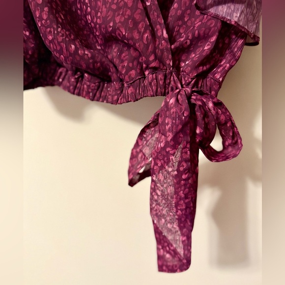 Ramy Brook Flutter Sleeve Kitty Blouse in Raspberry- Size Small - Picture 8 of 11